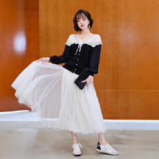 批发己出货 气质蕾丝拼接衫新款时尚重工镶钻镂空v领上衣