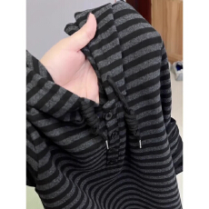 批发连帽卫衣<b class='q'>女装</b>长袖宽松百搭显瘦休闲复古大码撞色上衣