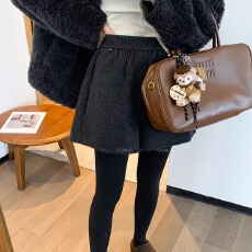批发新款黑灰色高腰毛呢短裤女2026年冬季新款显瘦百搭阔腿裤短裤ins