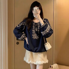 批发2026春秋新款民族风印花长袖上衣女宽松圆领<b class='q'>气质</b>高级感减龄<b class='q'>衬衫</b>女