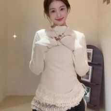 批发【原版做工】韩系设计半高领蕾丝拼接长袖t恤秋<b class='q'>冬</b>小个子修身上衣