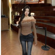 批发【原版做工】辣妹一字肩毛毛上衣女秋<b class='q'>冬</b>不规则长袖t恤打底衫内搭