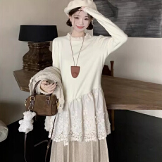 批发蕾丝花边下摆拼接T恤女秋<b class='q'>冬</b>季中长款打底衫别致半高领显瘦上衣ins