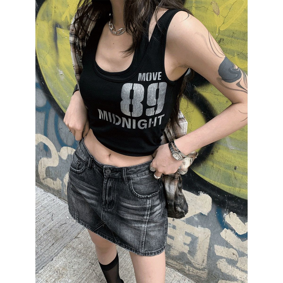 FA35686# 美式复古辣妹字母印花假两件吊带背心夏季性感修身显瘦上衣 服裝批發女裝批發服飾貨源