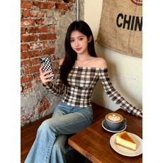 批发复古港风格纹一字肩长袖T恤2025年秋冬新款<b class='q'>街头</b>时尚修身显瘦上衣