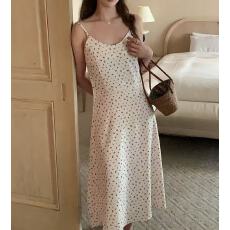批发韩国chic 复古温柔V领碎花吊带<b class='q'>连衣裙</b>