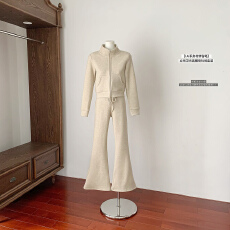 批发Chill巧儿【LU系身材修容笔】高克重立领卫衣上衣高腰喇叭裤套装