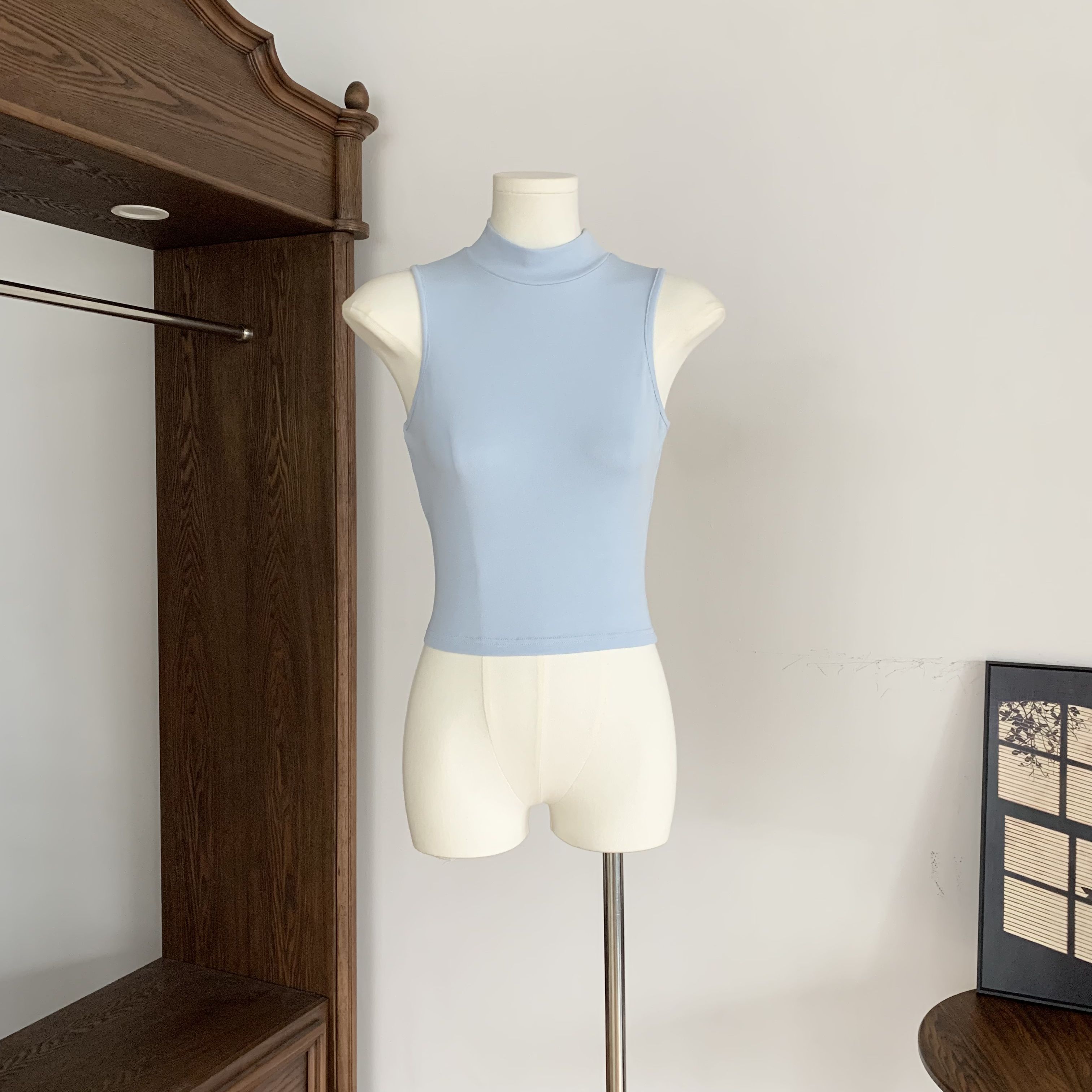 4 15 20 00cher 챠오어 순수한 욕망 숙박 화이트 한 여성 하프 칼라 티셔츠 민소매 조끼 타이트 맨위