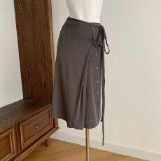 批发e go studio 排扣不规则绑带系绳半身裙女夏季新款设计感小众裙子