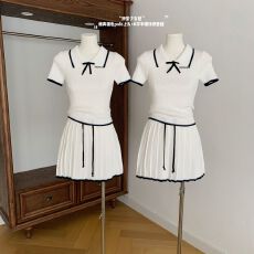 COOLLINE林子熙 “钟爱少女感”easy fitting系列针织套组/连衣裙