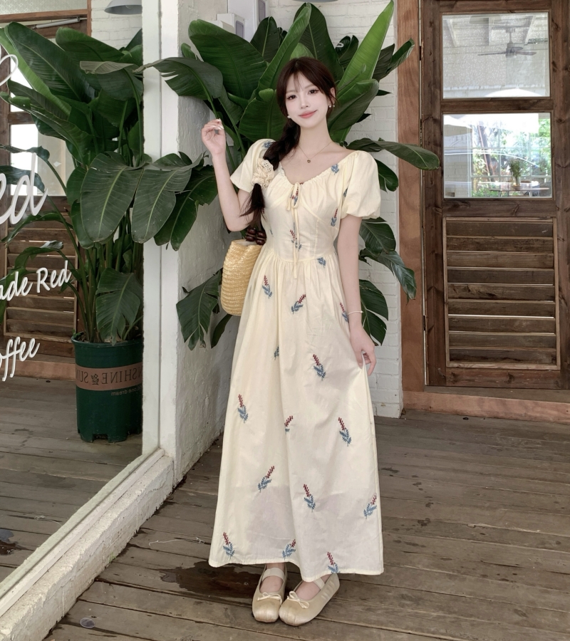 실사 빅 사이즈 프랑스식 자수 배 모양 몸 여성 드레스 여름 연령 감소 허리 수축 슬림해 보이는 품격 롱 스커트