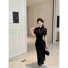 批发实拍绝美黑色<b class='q'>旗袍</b>2026<b class='q'>新款</b>高端精致日常可穿端庄大气盘扣新中式群