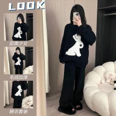 批发量大价优25年冬季长毛加厚<b class='q'>睡衣</b><b class='q'>女</b>套装直播高品家居圆领卡通半边绒