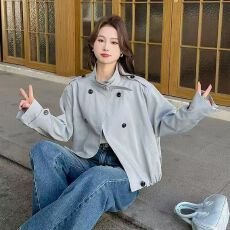 批发高级宽松外套<b class='q'>女</b>短款立领2026春秋新款工装设计感<b class='q'>时尚</b>休闲夹克上衣