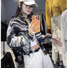 批发时髦松弛风复古斑马纹印花网眼防晒外套女夏季辣妹抽绳透视薄上衣