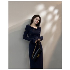 批发大婷婷秋季新款荡领设计感长袖<b class='q'>时尚</b>轻奢法式修身半裙套装