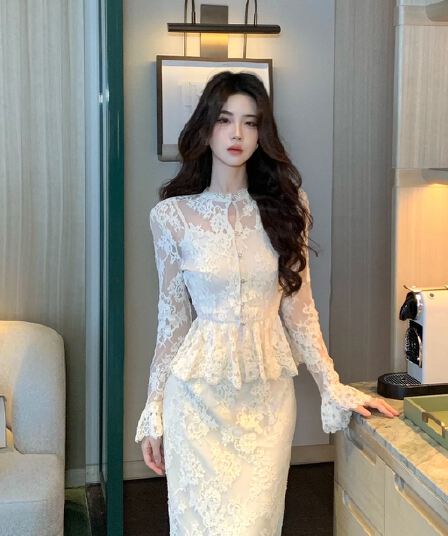 무쯔리 목자이 ~ 중 리 밝은 달 응축수 서리 이른 가을 우아함 몸매 가꾸기 레이스 세트 긴팔 허리 수축 스트레이트 반신 스커트