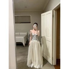 批发板栗可可Bankelili'中古秀场'Jennie同款天丝收腰网纱鱼骨礼服裙