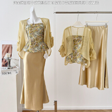 批发凌茜恣禾浅金落影新中式黄绿色开衫提花吊带缎面国风新中式<b class='q'>女装</b>