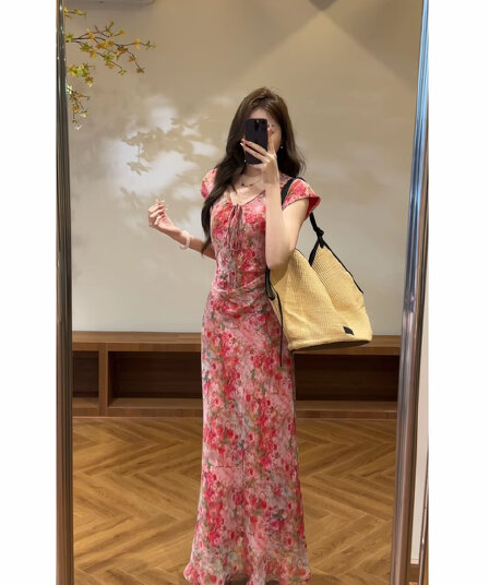 여섯 새로운 프랑스식 허리 수축 슬림해 보이는 꽃무늬 품격 여름 레트로 패션 드레스 롱 스커트