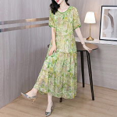 批发2026夏季新款A字蛋糕裙<b class='q'>高端</b>显瘦优雅印花<b class='q'>连衣裙</b>