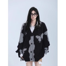 批发秋冬美式复古蝴蝶开衫<b class='q'>毛衣</b>男女潮牌慵懒风设计感情侣装针织衫外套
