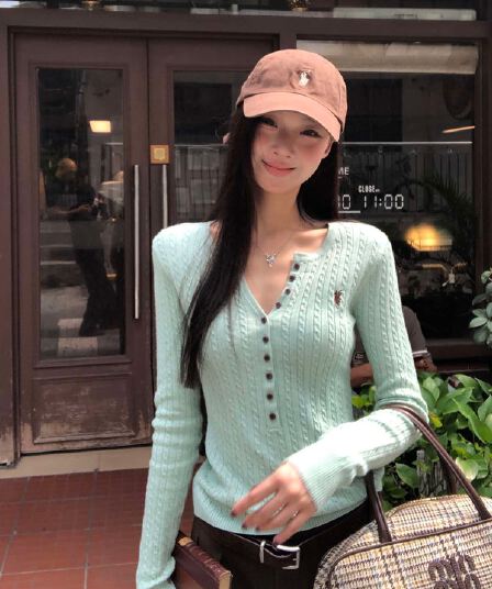 한 부서 박하 녹색 단추 V넥 긴팔 니트 스웨터 여성 가을 겨울 몸매 가꾸기 자이언트 잘 생긴 인사이드 가져 가라. 예쁜 스웨터 맨위