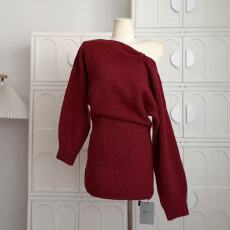 批发邱肉瑶【童话故事】圣诞穿搭红色细闪斜肩连衣裙女设计感气质短裙