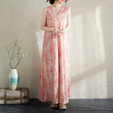 批发实拍2026夏季橘粉色新款设计感V领极简气质显瘦无袖连衣裙长裙女