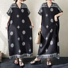 批发实拍26夏季新款棉麻花绿色V领宽松度假风<b class='q'>沙滩裙</b>长款文艺女袍子