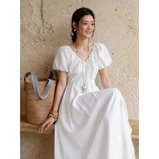 批发梅子熟了「塞纳假日」莱赛尔醋酸亚麻法式赫本泡泡袖v领<b class='q'>连衣裙</b>