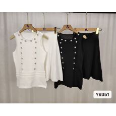 批发实价<b class='q'>夏</b>季新款时尚气质水钻修身背心+百褶半身裙套装