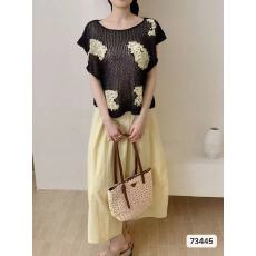 批发实价夏季新款韩版高级感V领金丝针织亮片宽松小飞袖上衣女