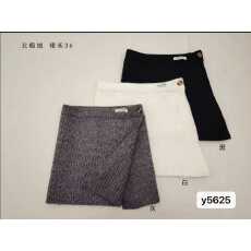 批发实价韩系时尚纽扣屁帘叠穿半身裙子