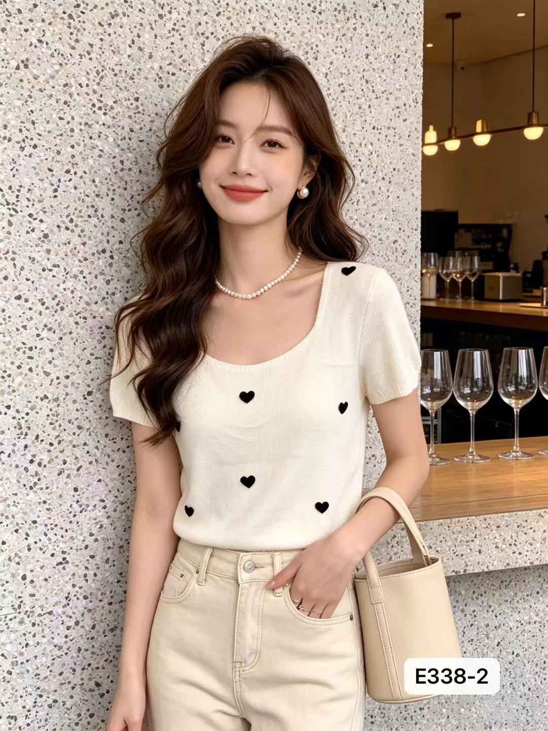 프랑스식 광장 칼라 3 차원 하트 장식 니트 다용도 반팔