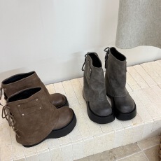 批发秋冬短靴女2025冬季新款小个子裤管靴百搭松糕底马丁靴<b class='q'>休闲</b>时装靴