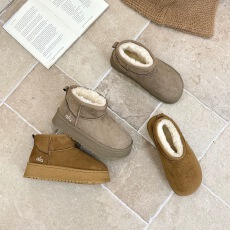 批发2025<b class='q'>冬</b>季保暖防污保暖加绒厚底羊毛毛短靴女雪地靴<b class='q'>冬</b>