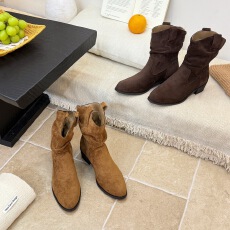 批发复古褶皱西部靴2025秋<b class='q'>冬</b>新款高跟靴子女气质百搭通勤短靴