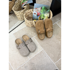 批发复古厚底内增高一脚蹬包头拖女外穿2026新款春季一字扣防滑勃肯鞋