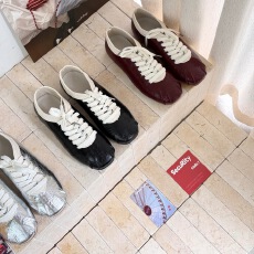 小奶皮休闲鞋女2026春季新款增高小白鞋真皮德训运动鞋