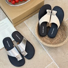 小众平底套趾凉拖鞋仙女鞋子外穿2026年新款夏季软底气质沙滩凉鞋