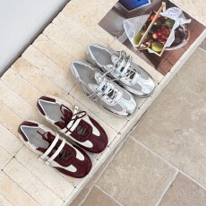 批发2026芭蕾风鞋女春新款平底浅口单鞋软底<b class='q'>舒适</b>休闲德训鞋