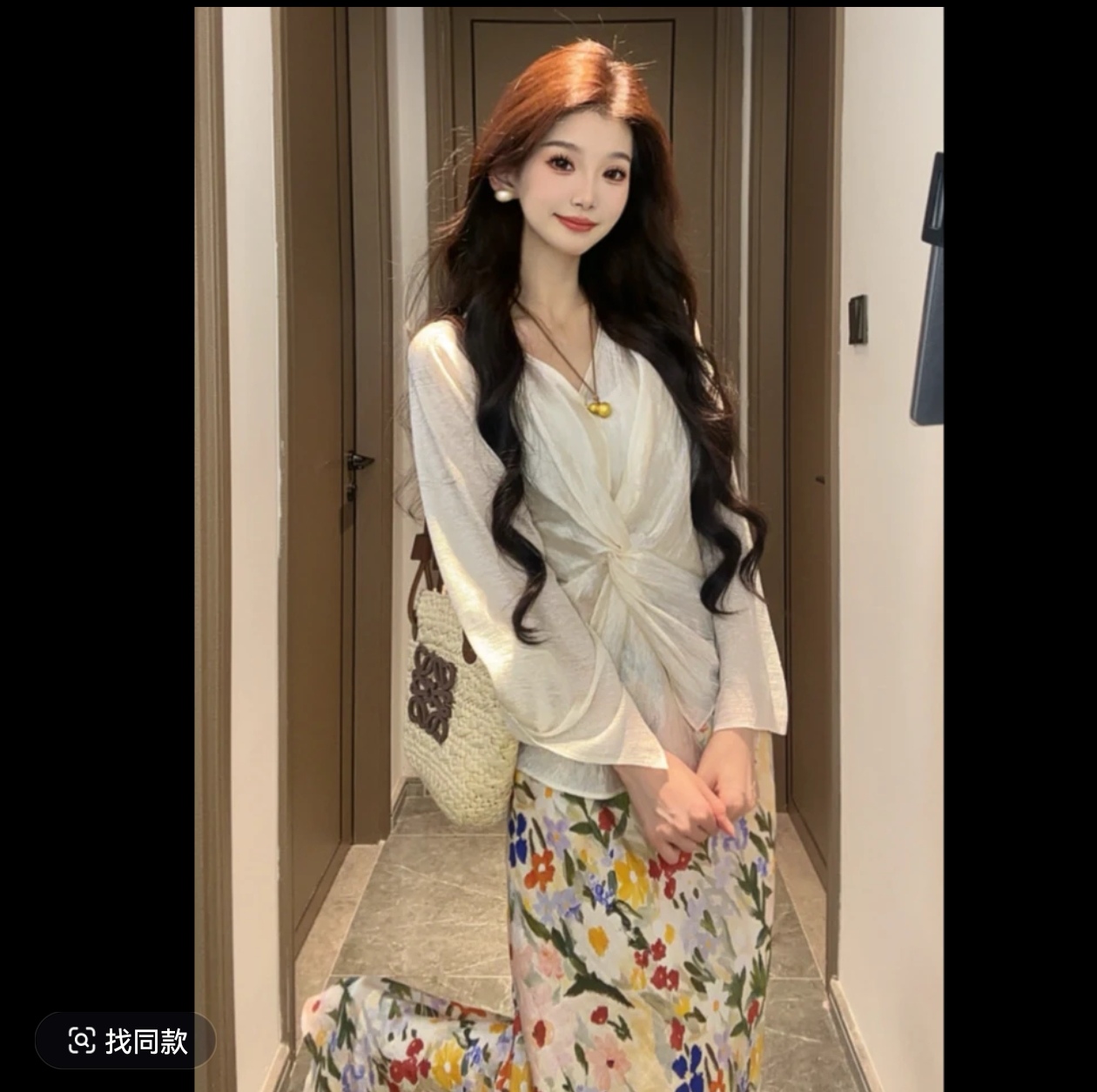 꽃이 만발한 품격 비틀림 V넥 작은 셔츠 유화 꽃무늬 반신 스커트 여름 부드러운 휴가 바람 세트