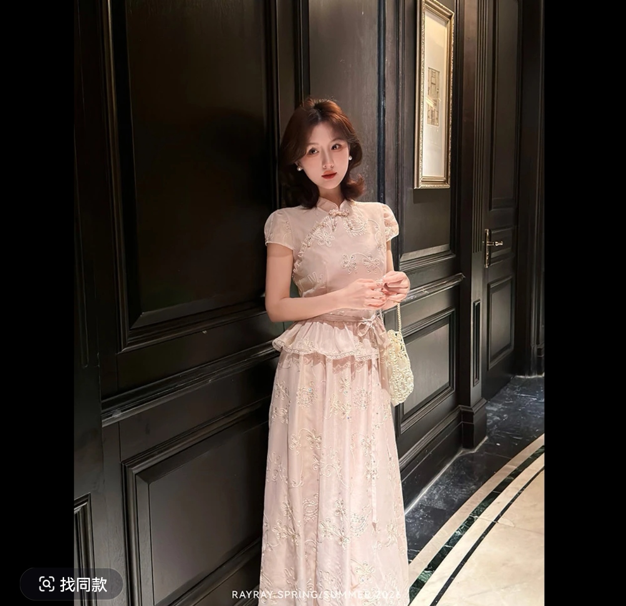 새로운 중식 국풍 새싹 잘 생긴 복숭아 꽃밭 자수 세트 여성 허리 수축 무거운 작업 단추 맨위 슬림해 보이는 반 스커트