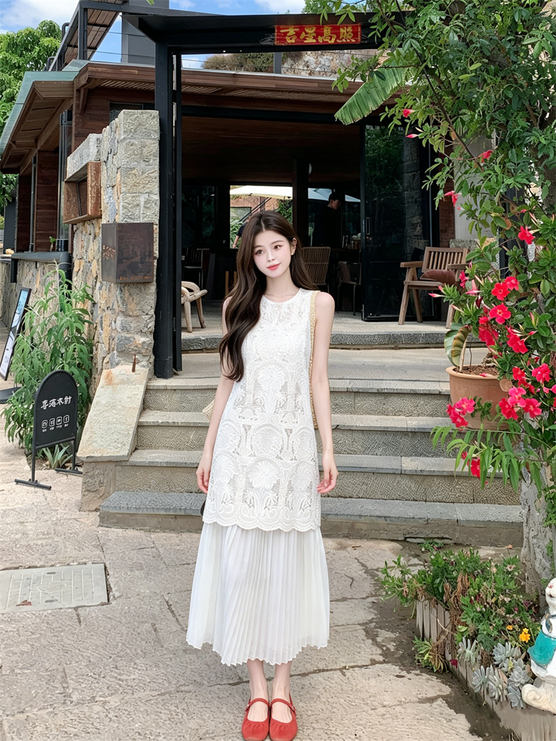 실사 정가 프랑스식 레트로 부드러운 바람 무거운 작업 홀로우 아웃 자수 페이크 레이어드 플리츠 민소매 조끼 원피스