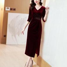 批发酒<b class='q'>红色</b>金丝绒连衣裙裙子秋冬新款女装显瘦气质婚宴妈妈装<b class='q'>礼服</b>长裙