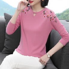 批发实拍#圆领<b class='q'>短袖</b>t恤女2024年夏季新款宽松刺绣中年妈妈翻领上衣T恤