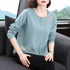 批发纯棉长袖T恤女妈妈春秋装2026新款秋衣外穿<b class='q'>中老年</b>刺绣上衣打底衫