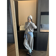 批发实拍羊毛秋季保暖短外套高筒弹力堆堆袜三角巾围巾百搭长裤四件套