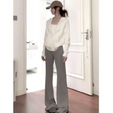 浅灰色加绒加厚微喇运动卫裤女秋冬2025新款高腰显瘦瑜伽休闲长裤